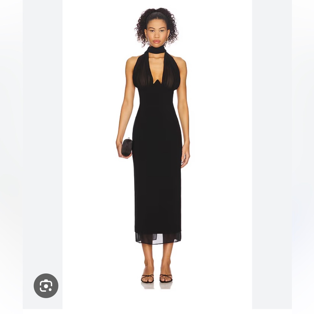 Luzina Midi Dress in Black
Camila Coelho